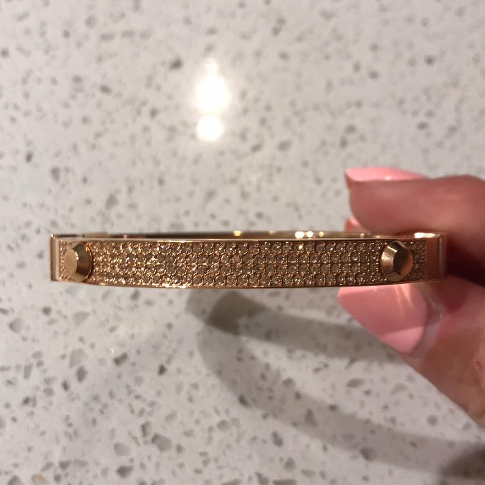 Michael kors bracelet rose gold